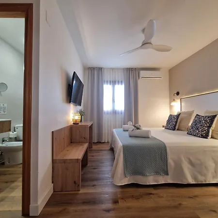 Bodegón Hotel *